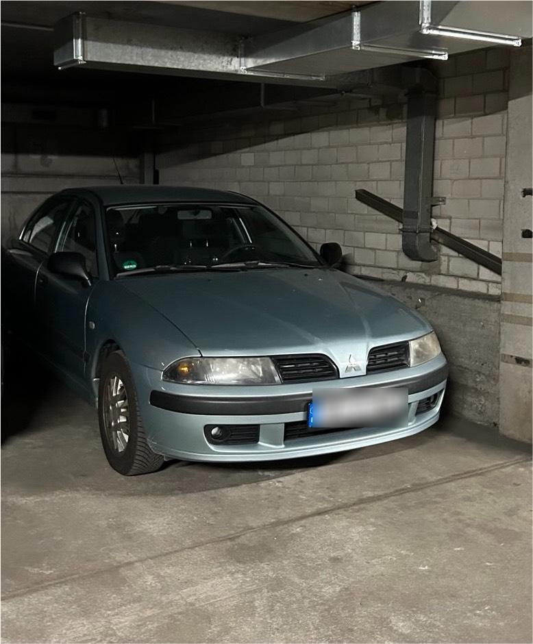 Abbildung des Autos Mitsubishi Carisma 1.8 G…