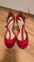 Even & Odd Schuhe rot Absatz High Heels Plateau Brandenburg - Oranienburg Vorschau