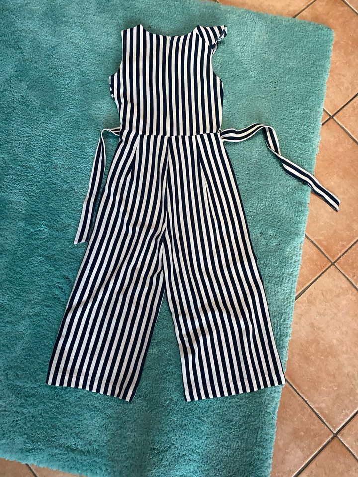 JumpSuit Catsuit v C&A in Gr. 140 in Suhl