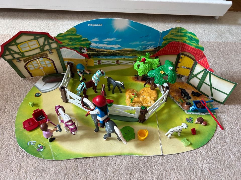 Playmobil 9262 Reiterhof mit Bauanleitung in Versmold