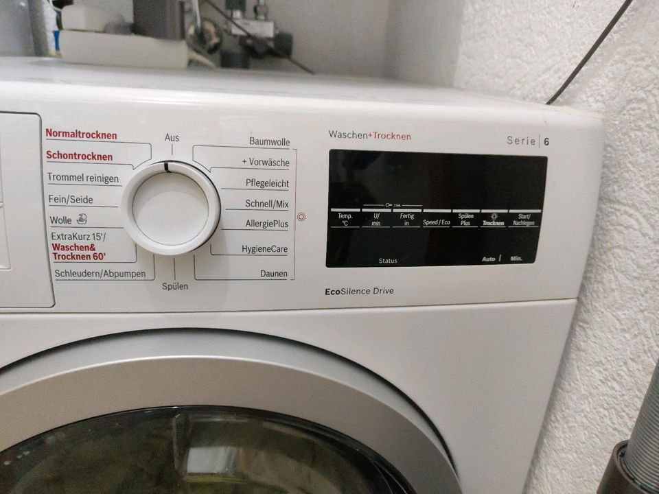 Bosch Waschtrockner Serie 6 in Giengen an der Brenz