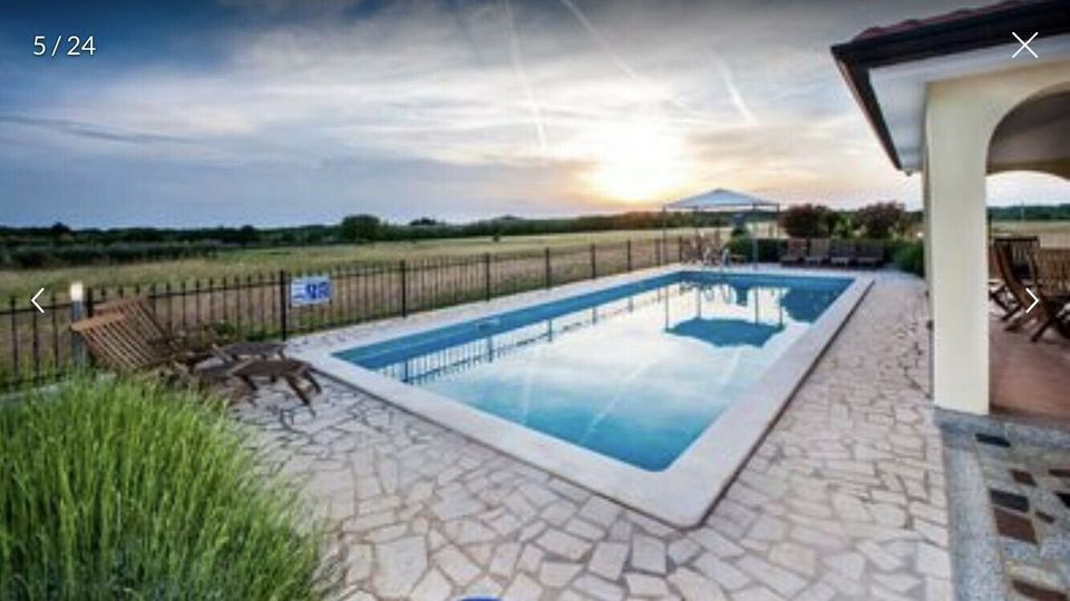 Ferienhaus mit Pool bei Porec (Istrien) in Landsberied