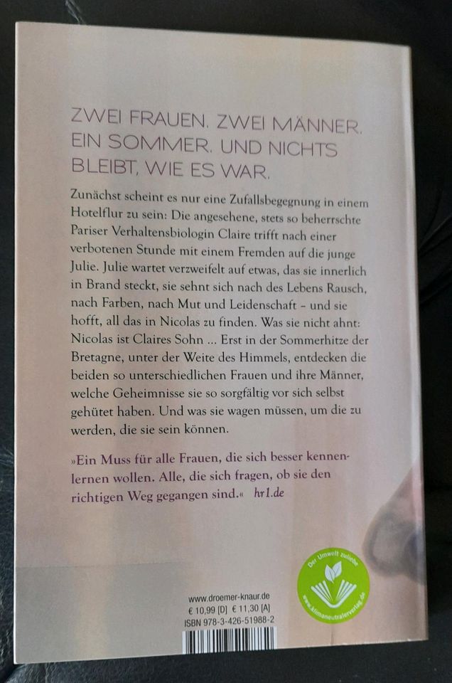 Buch Roman "Die Schönheit der Nacht" von Nina George in Bremerhaven