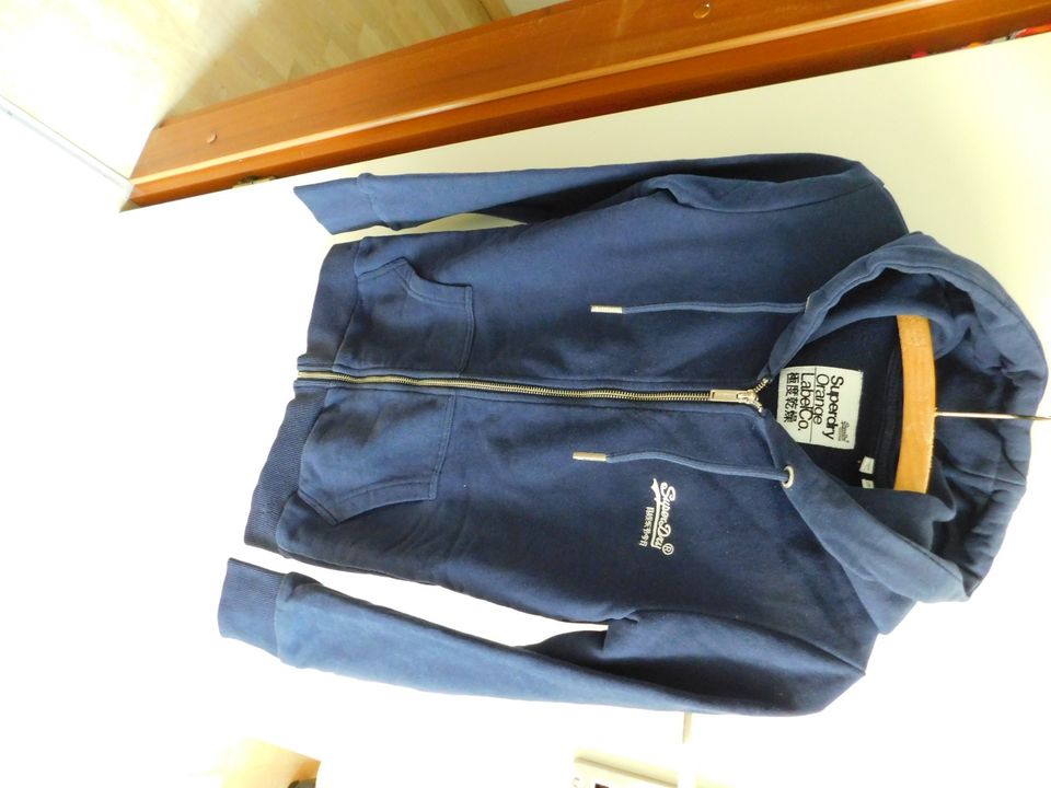 Superdry Sweat Shirt Jacke Hoddie Kapuze Gr. 34 Dunkelblau . in Neumünster