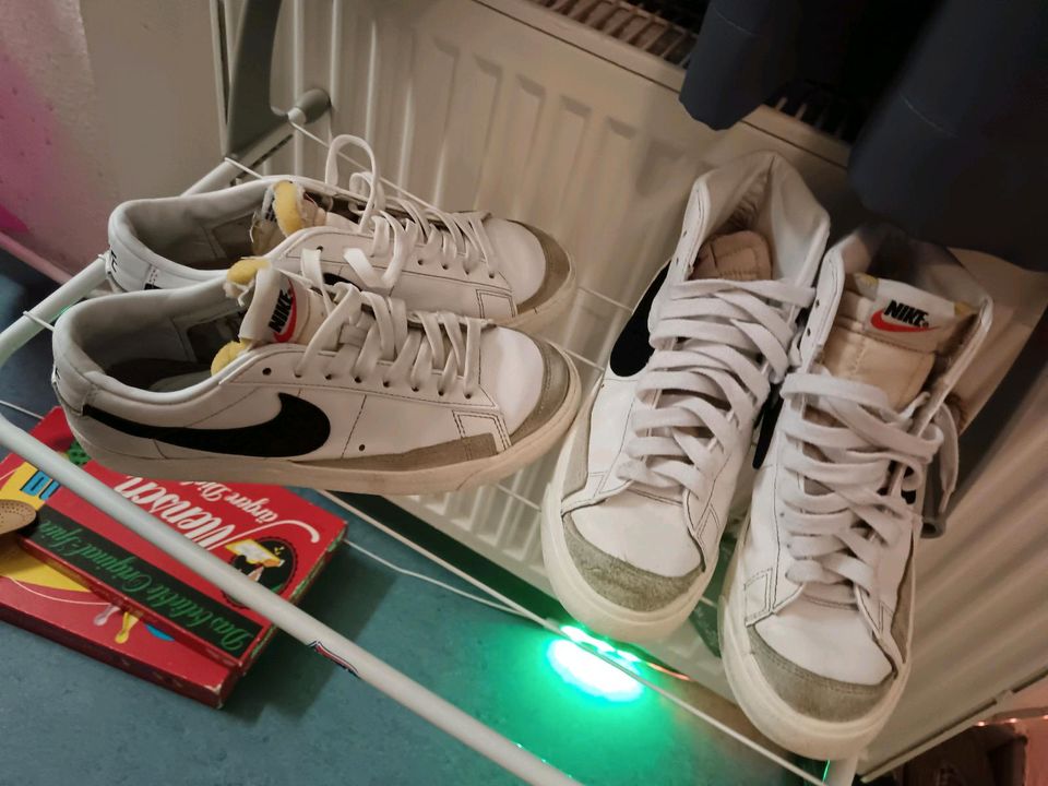 2×Nike Blazer  Schuhe 39 + 40 in Frankfurt am Main