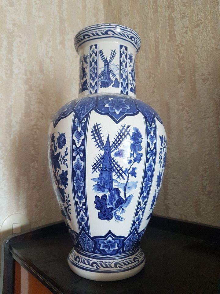 Delft-Vase in Baesweiler