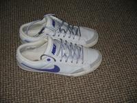 NIKE Sneaker Damen Gr. 42 Sachsen - Radebeul Vorschau