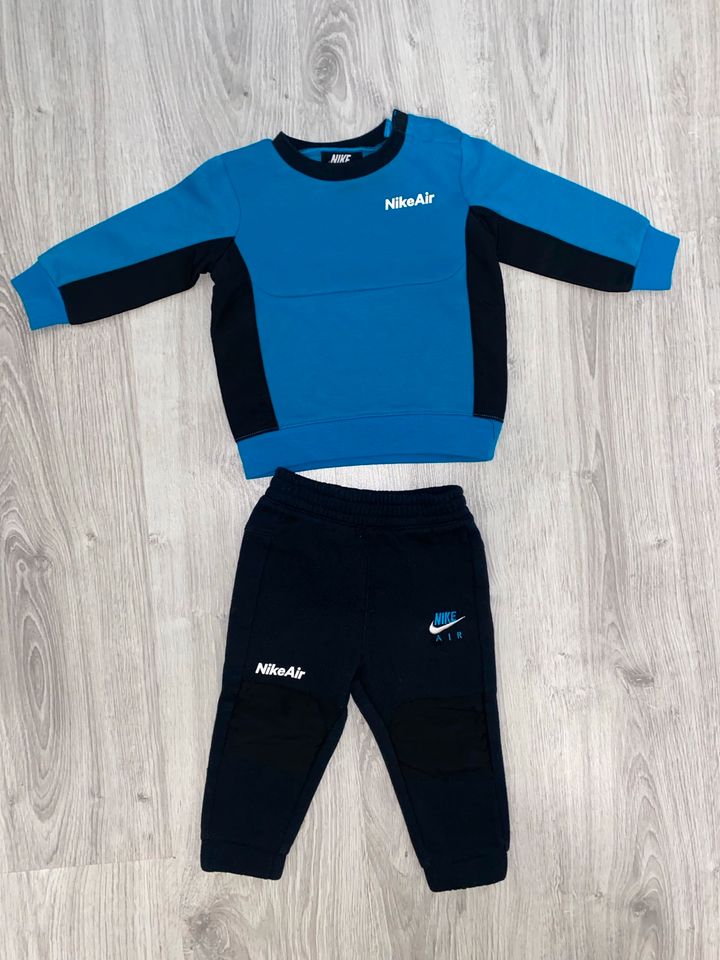 Nike Jogginganzug Set Junge 80 in Köln