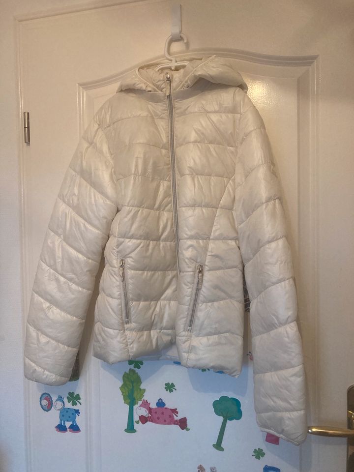 Steppjacke Winterjacke weiß H&M Gr. 170 in Oldenburg