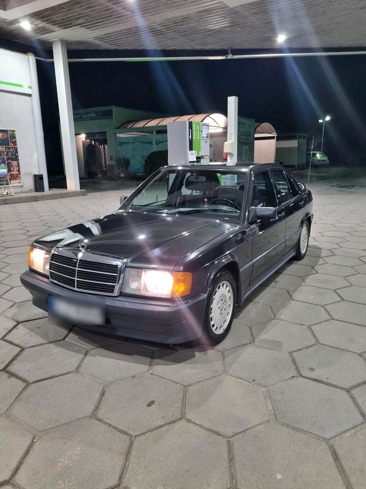 Mercedes 190 E 2,5 16 v in Tuchenbach