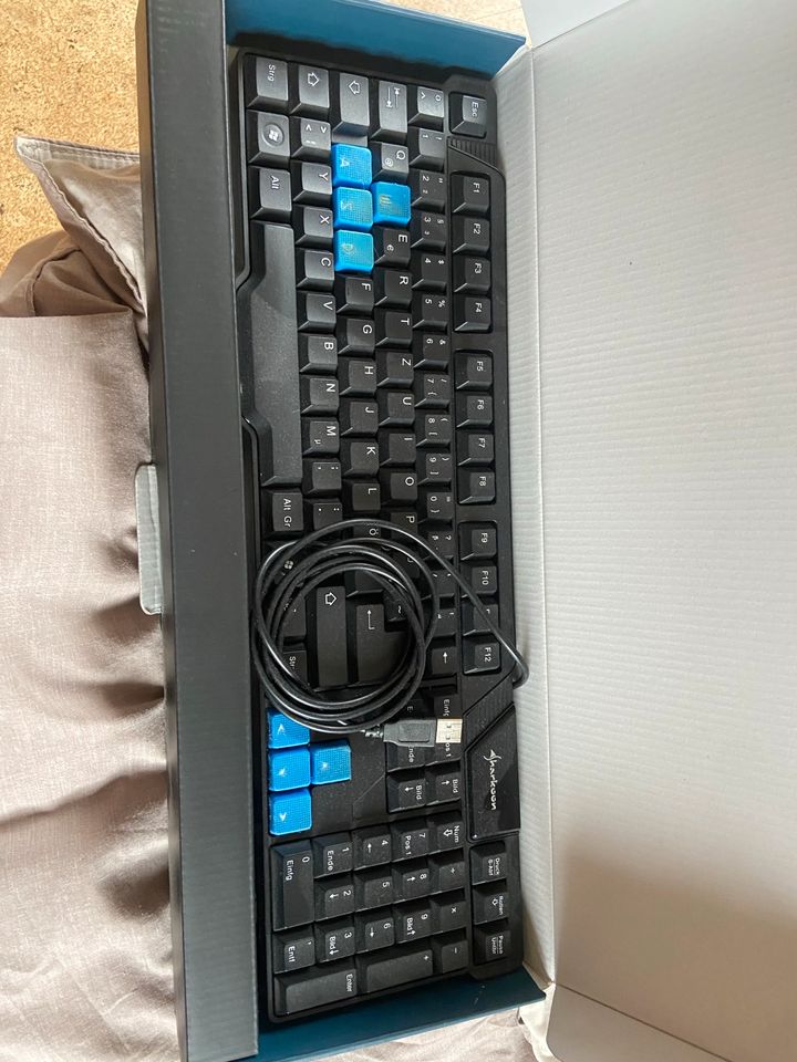 Sharkoon TACTIX GAMING KEYBOARD in Rohr