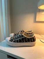Sneaker Größe 39 Nordrhein-Westfalen - Krefeld Vorschau