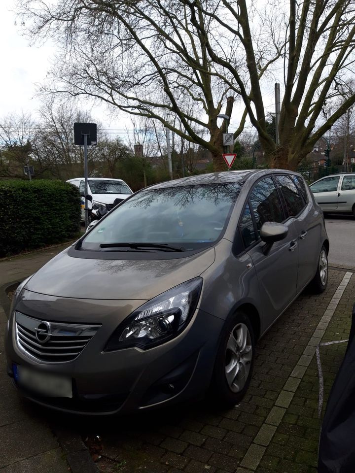 Ich verkaufe meine Gott Opel Automatik Meriva 1.7 in Essen