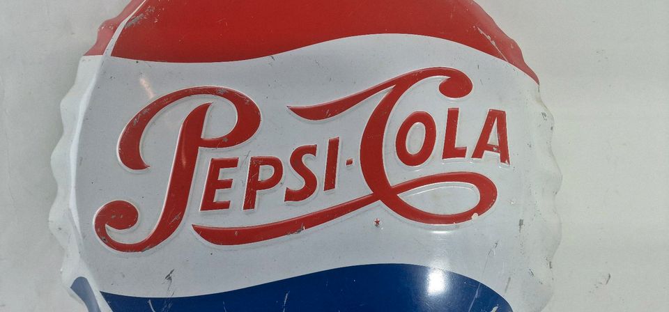 Altes Pepsi Cola Blechschild von 1957 - ca 47 cm in Heusweiler