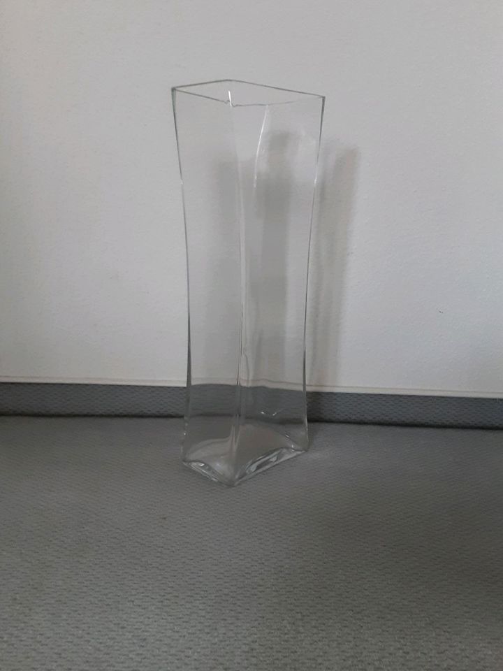 große, schwere Glasvase, Vase, Höhe 45 cm, 15 x 9 cm, Dekoration in Sindelfingen