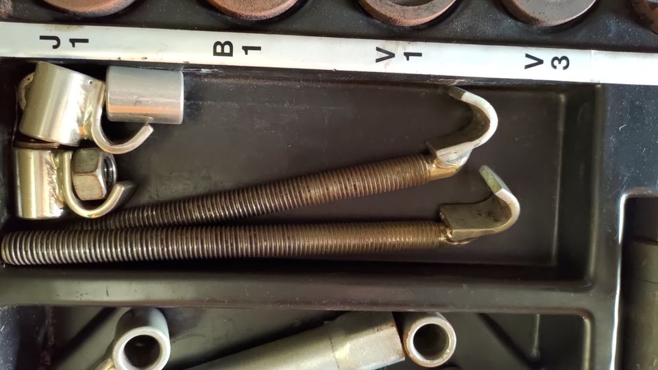 Monroe Werkzeugkoffer für Stoßdaempfermontage in Göppingen