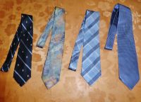 Konvolut 4 sehr schöne Krawatten Seide gemustert ua pastell w Neu Aubing-Lochhausen-Langwied - Aubing Vorschau