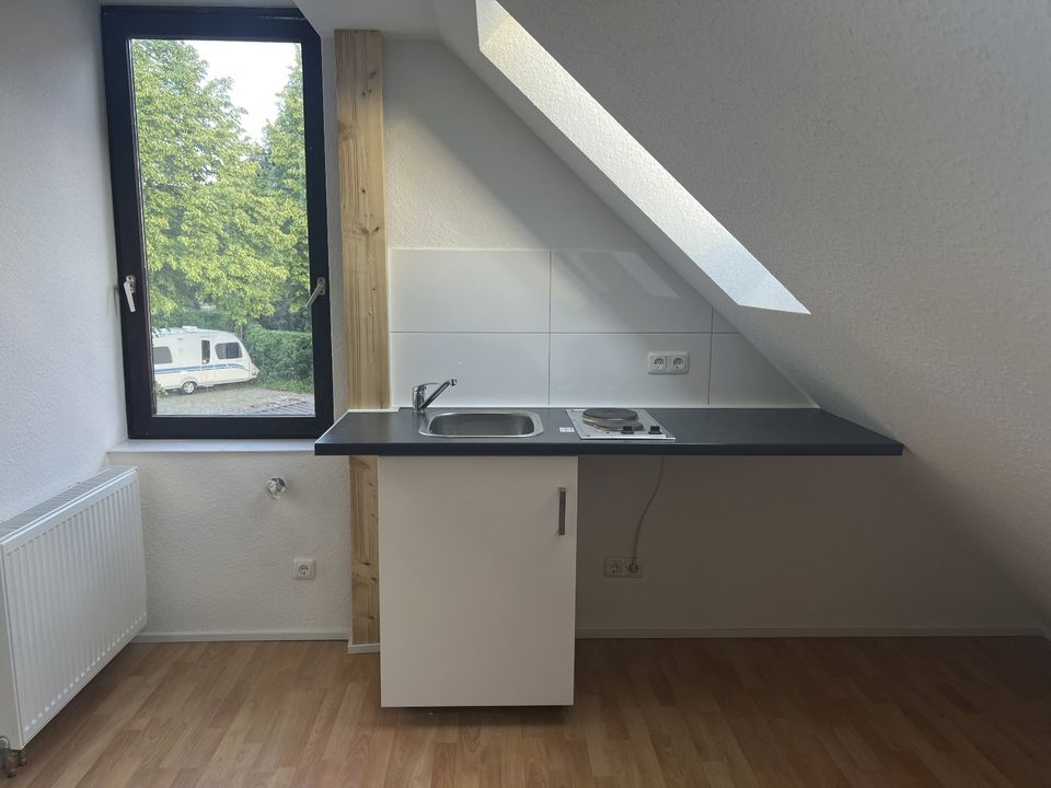 1 Zimmer DG Apartment im Herzen von Achim - auch Jobcenter in Achim