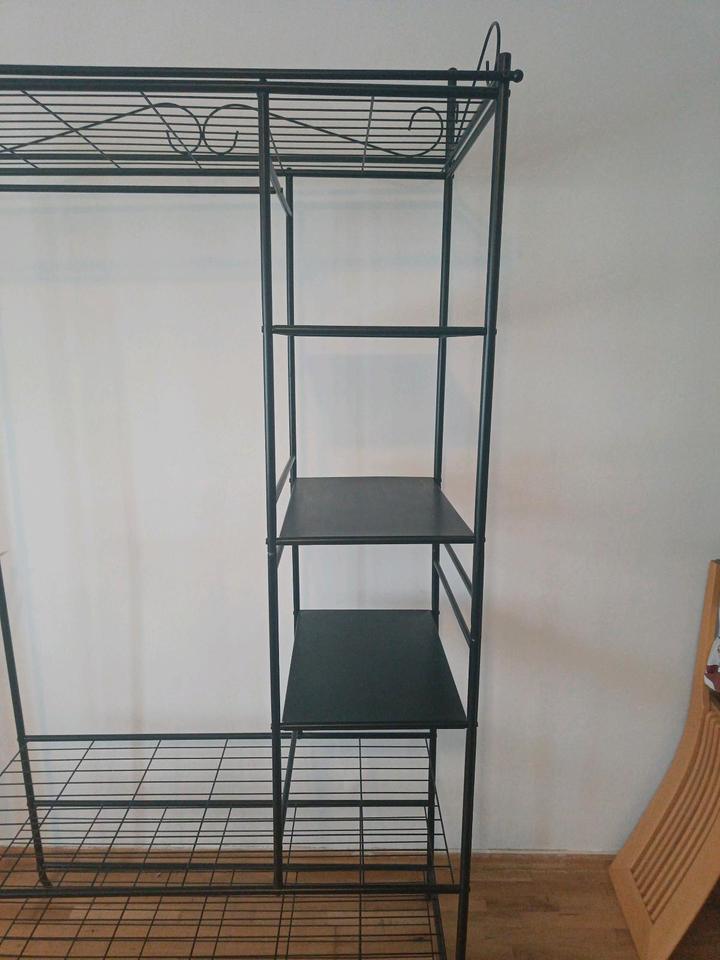 Metall Stand Garderobe Vintage elegant Sehr Groß NRW Solingen in Solingen
