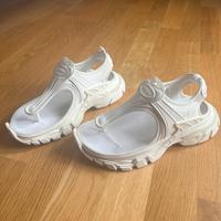 Sandalen Balenciaga 36/37 Brandenburg - Bestensee Vorschau