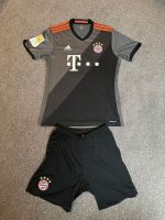 Adidas FC Bayern München Auswärts Trikot Saison 16/17 mit Flock Nordrhein-Westfalen - Gelsenkirchen Vorschau