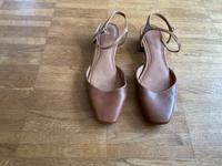 Tolle Pumps braun next forever comfort Gr 38,5//5,5 Bayern - Freising Vorschau