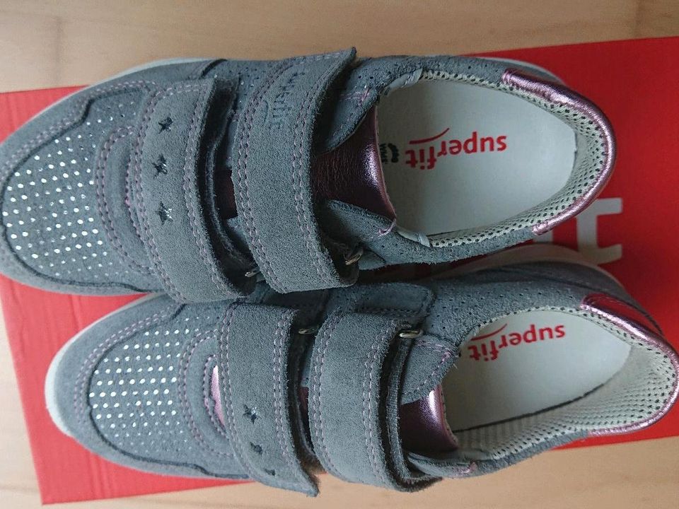 NEUE!!! Superfit Mädchen Schuhe Gr. 30,MERIDA Halbschuh, Sneaker in Oldenburg