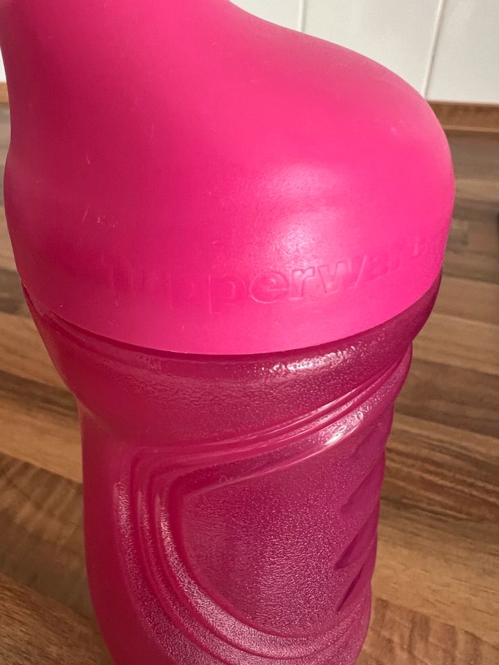 Tupperware Tupper Sportfreund pink 415 ml Flasche Trinkflasche in Hannover