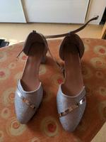 Damen Pumps, silber Glitzer, Gr. 40, NEU Kr. Dachau - Odelzhausen Vorschau