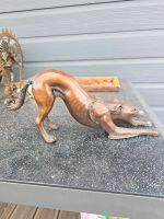 Antiker massiver bronzener Windhund Niedersachsen - Gifhorn Vorschau