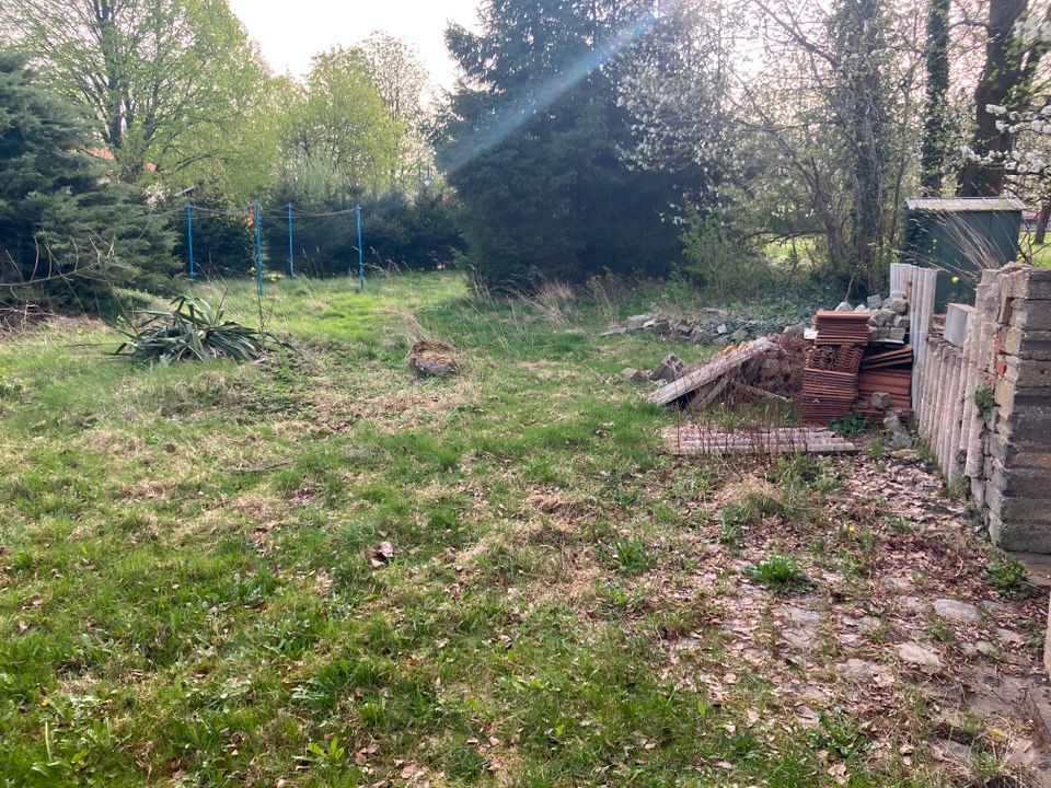 Einfamilienhaus mit großen Grundstück in Herrnhut (Handwerkerobjekt) in Herrnhut