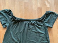 Süßes Shirt in Oliv - grün Gr XS  / 32/34 Niedersachsen - Garbsen Vorschau