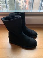 UGG Damen Boots S/N: 1006031 Gr US 8 Wie NEU Innenstadt - Köln Deutz Vorschau