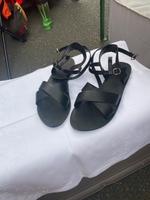 Römer Sandalen Esprit 38 schwarz Niedersachsen - Langenhagen Vorschau
