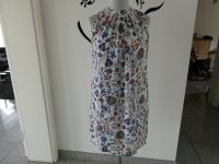 H&M Hängerchen Sommer Kleid weiß Blütenprint Gr. 40 Bayern - Mitterteich Vorschau