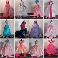 Barbie Puppen Kleidung Spielzeug Zubehör Konvolut Schuhe Sammeln Nordrhein-Westfalen - Dinslaken Vorschau