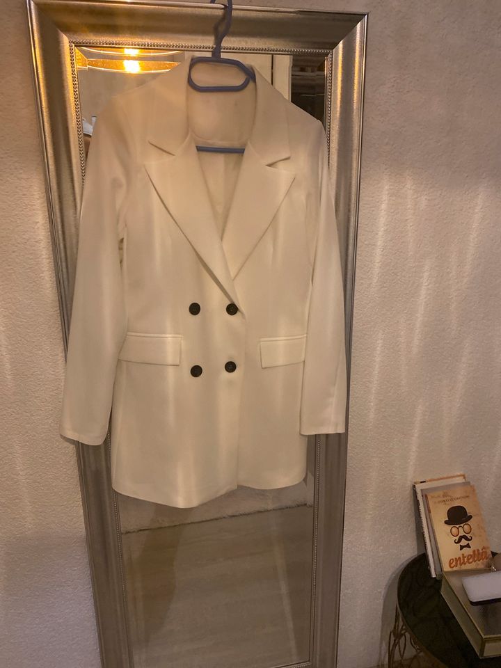 Blazer Damen neu Gr.38/40 in Biberach an der Riß