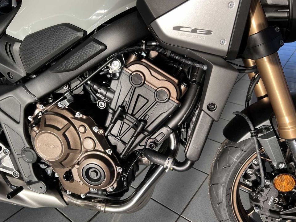 Honda CB 650 R Gray HONDA DEALZ - sofort verfügbar - in Hamburg