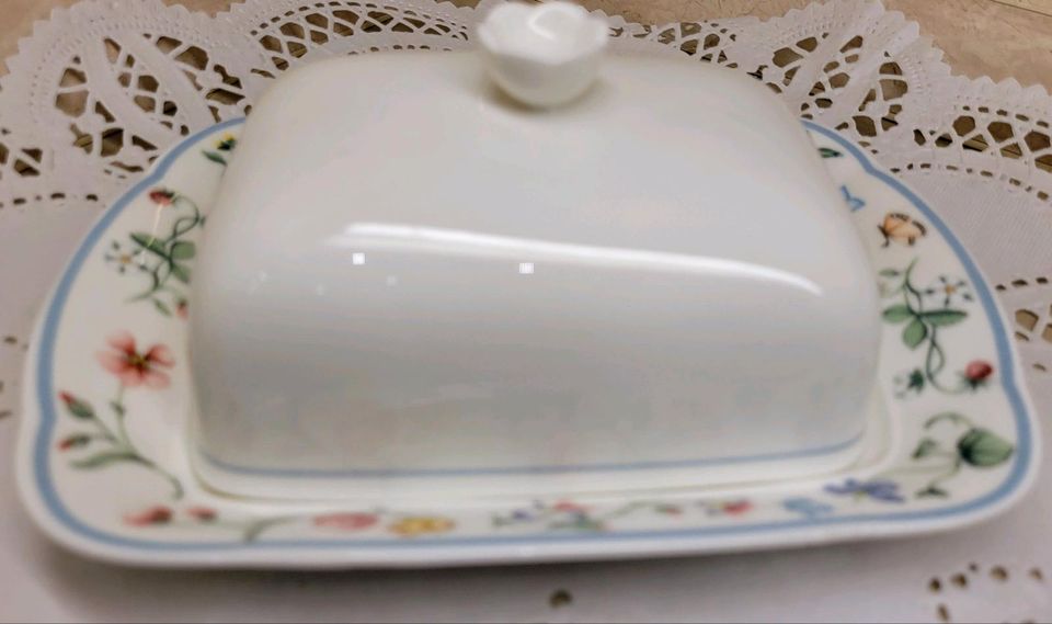 ***VILLEROY & BOCH " MARIPOSA " BUTTERDOSE / BUTTERSCHALE in Lotte