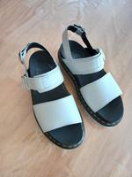 Dr.Martens Voss Sandale Light grey Gr.38 Nordrhein-Westfalen - Marl Vorschau