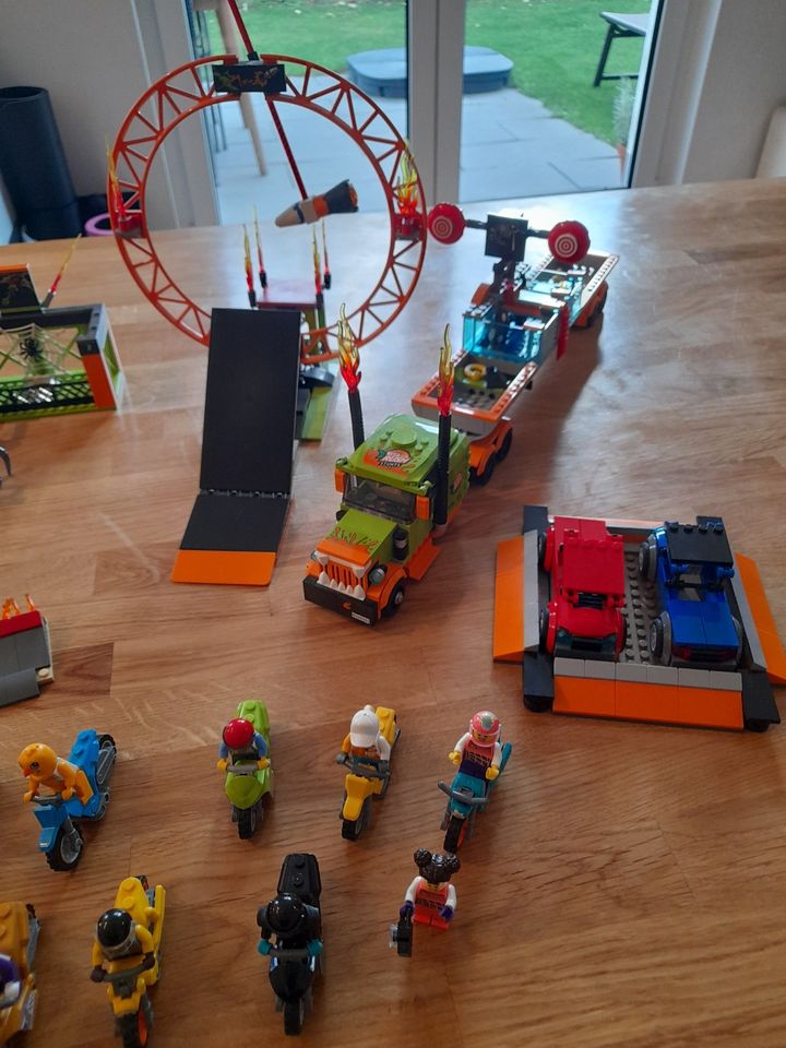 Tolle, große LEGO-City-Themenwelt "STUNTZ" in Bergheim