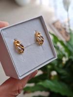 Ohrringe aus 585 Gold + Diamanten Nordrhein-Westfalen - Erkrath Vorschau
