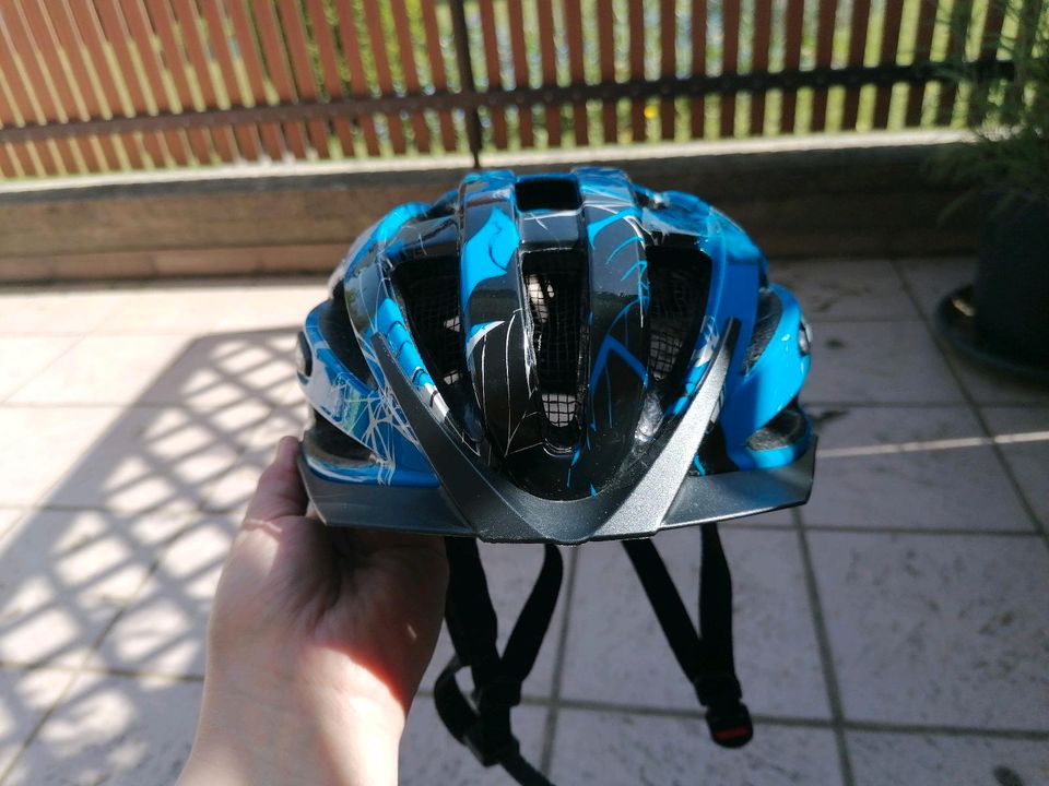 Fahrradhelm UVEX blau/schwarz/silber in Dirlewang