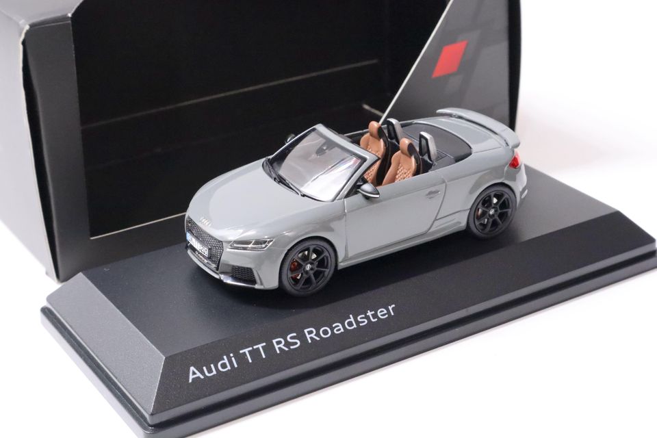 Audi TT RS Roadster  (Typ FV/8S) - 1:43 - "Audi Sport collection" in Schwelm