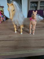 Barbie Pferd mit Fohlen Dithmarschen - Brunsbuettel Vorschau