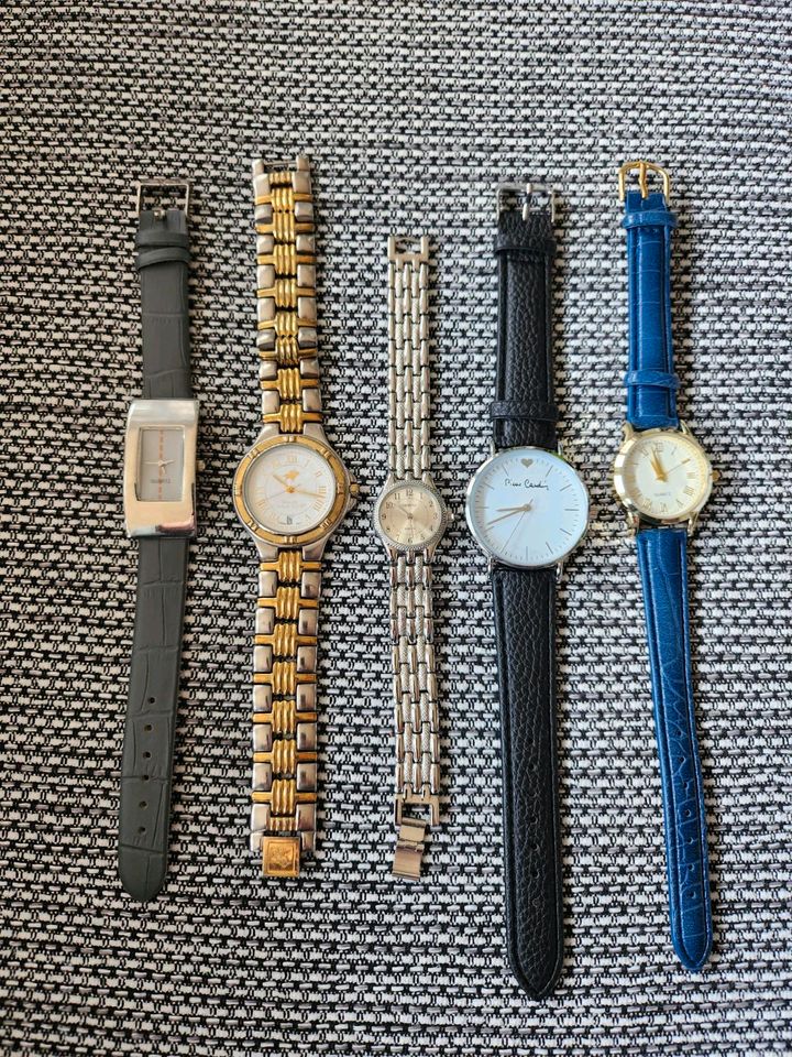 Armbanduhren Damen verschiedene in Minden