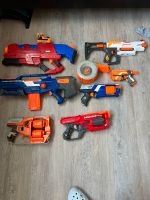 Nerf Sammlung nur komplett  13 Waffen mit Zubehör Nordrhein-Westfalen - Remscheid Vorschau