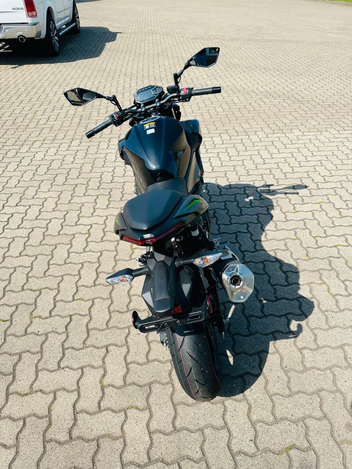 Kawasaki Z 500 Modell 2024 450€ Starterbonus möglich* in Bad Harzburg