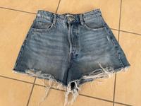 Shorts Jeans Stradivarius Gr. 36 neuwertig Bayern - Schongau Vorschau