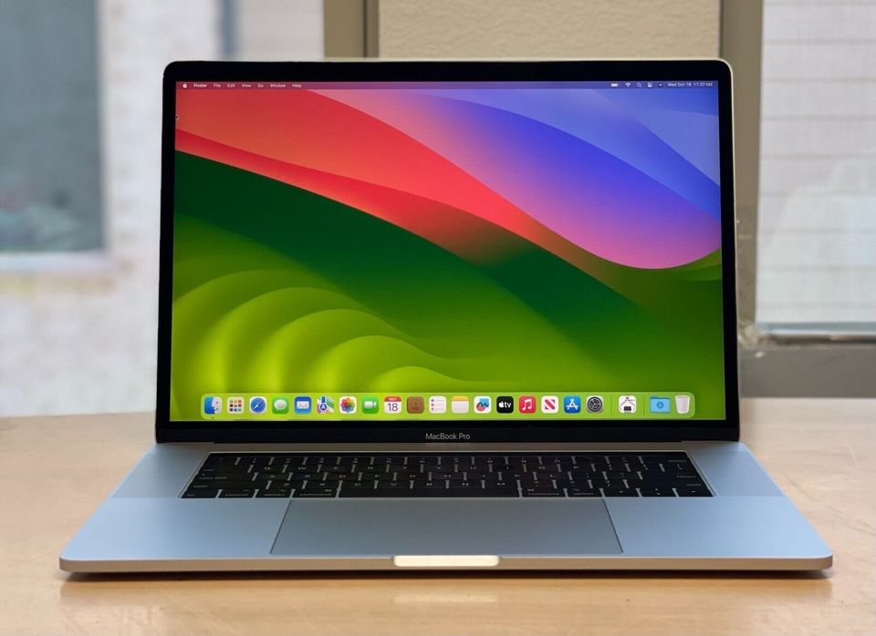 Apple MacBook Pro 16" (2019), i7 2.6 GHZ, 16GB RAM, 512 GB SSD in Köln